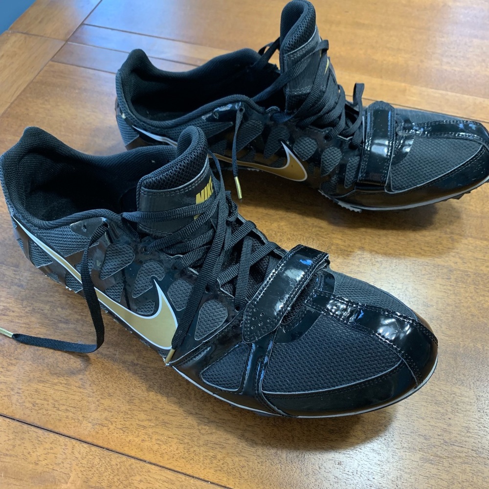 Nike track spikes